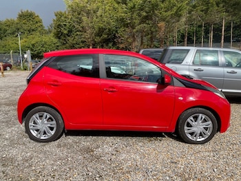 Used Toyota AYGO 2014 for sale - 76101110: Photo 4