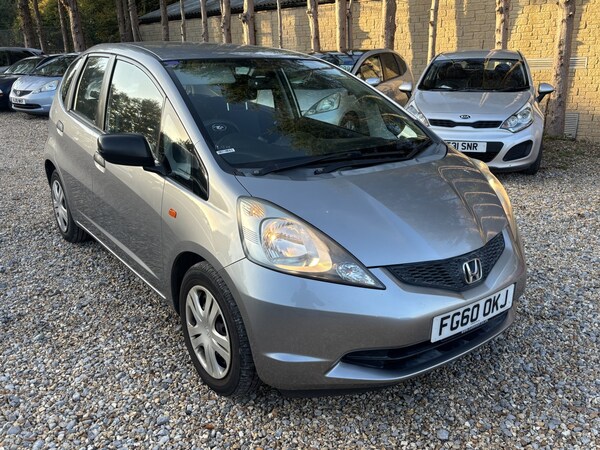 Used Honda Jazz 2010 for sale - 76237135: Photo 3