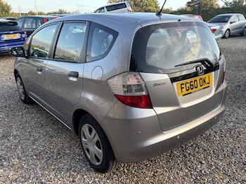 Used Honda Jazz 2010 for sale - 76237135: Photo 4