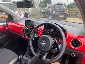 Used Volkswagen up! 2014 for sale - 75772766: Photo
