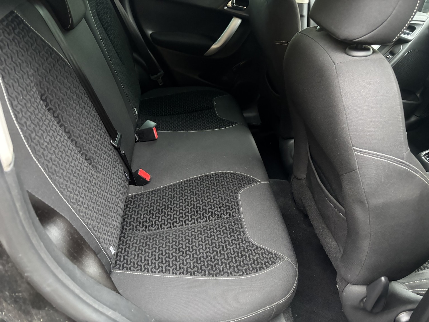 Used Citroen C3 2010 for sale - 77033113: Photo 6