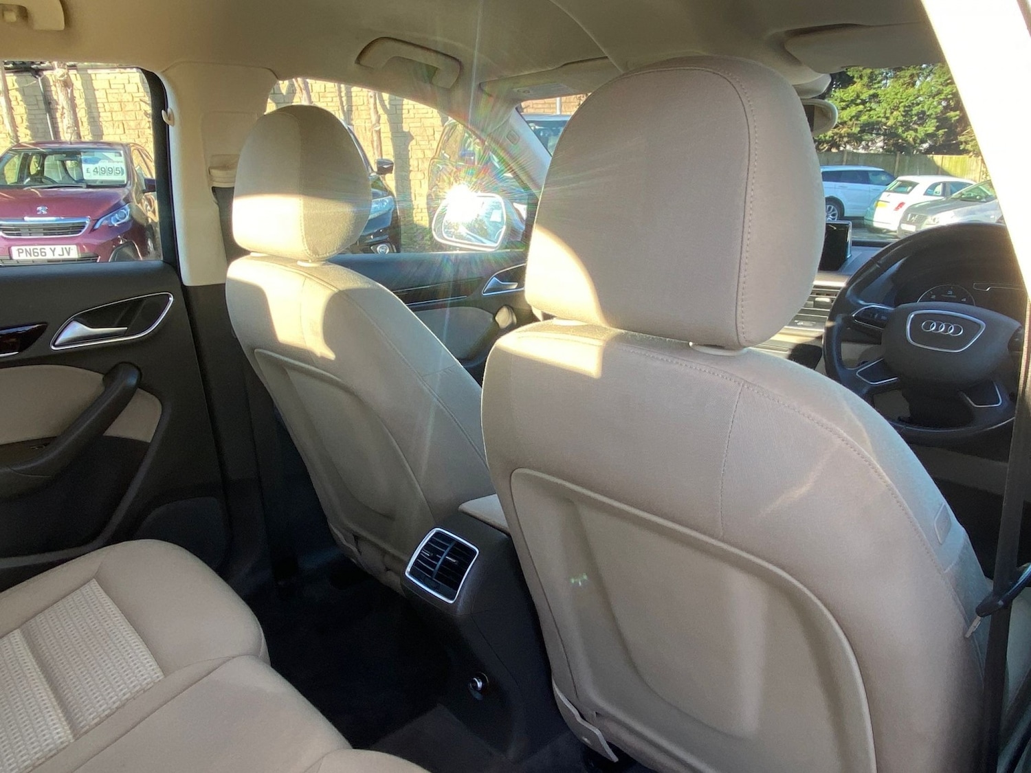 Used Audi Q3 2013 for sale - 77483697: Photo 16