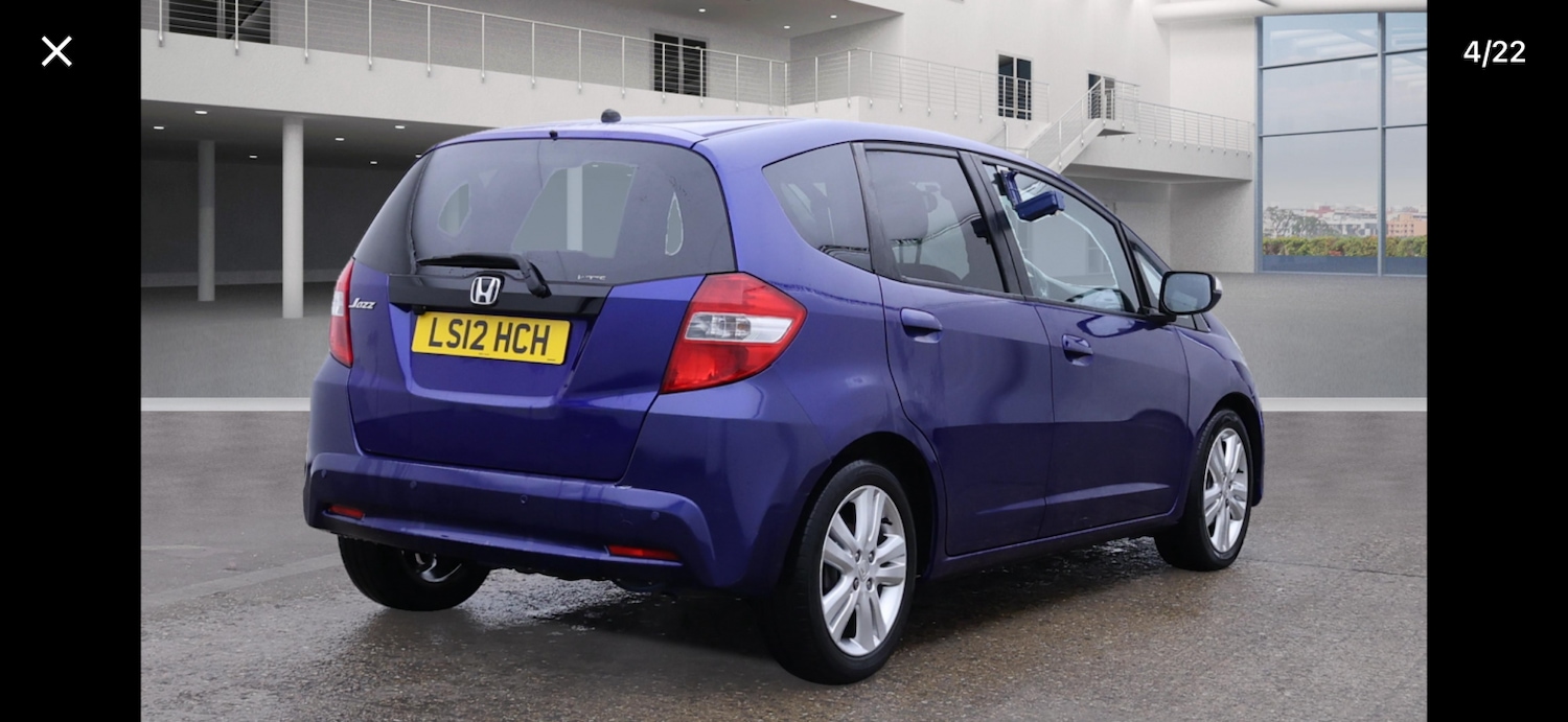 Used Honda Jazz 2012 for sale - 76455504: Photo 2