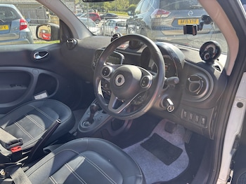 Used smart fortwo 2017 for sale - 78402677: Photo