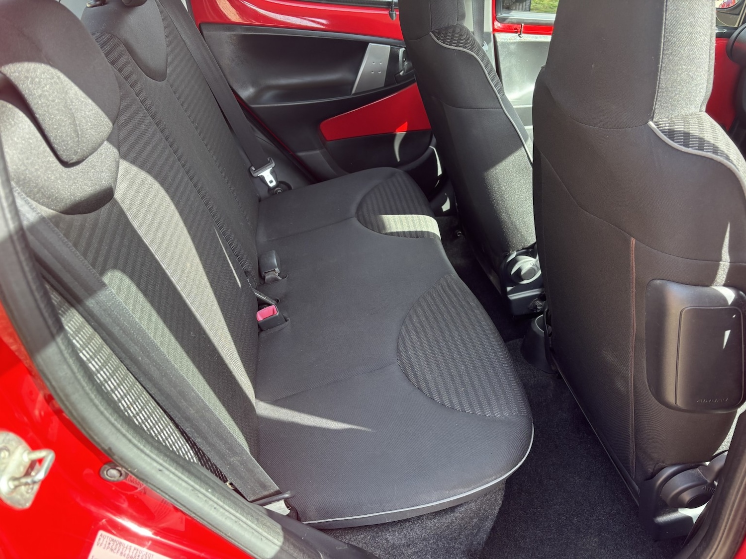 Used Peugeot 107 2013 for sale - 76128873: Photo 6