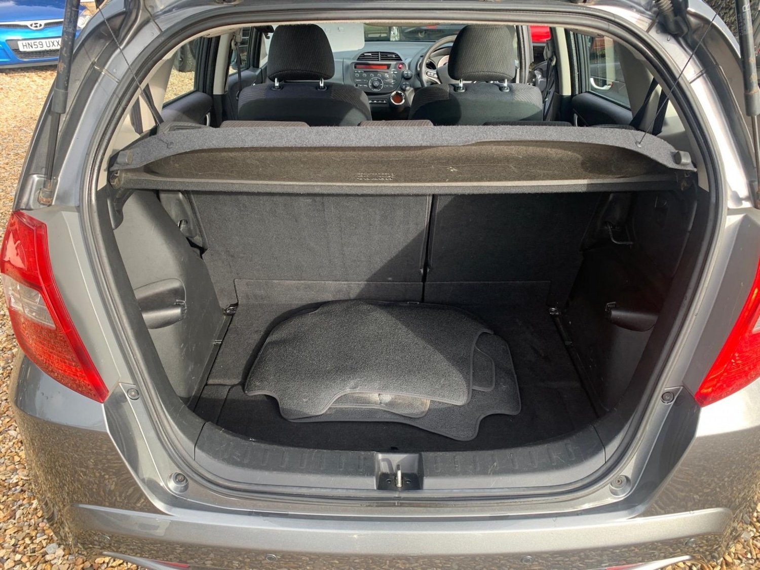 Used Honda Jazz 2013 for sale - 76631484: Photo 6