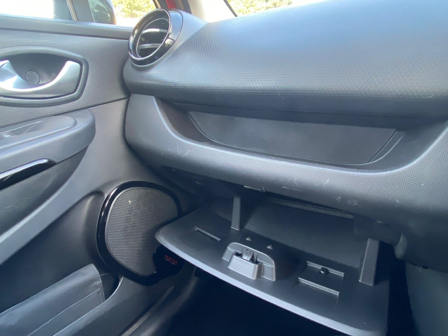 Used Renault Clio 2015 for sale - 78025740: Photo 12