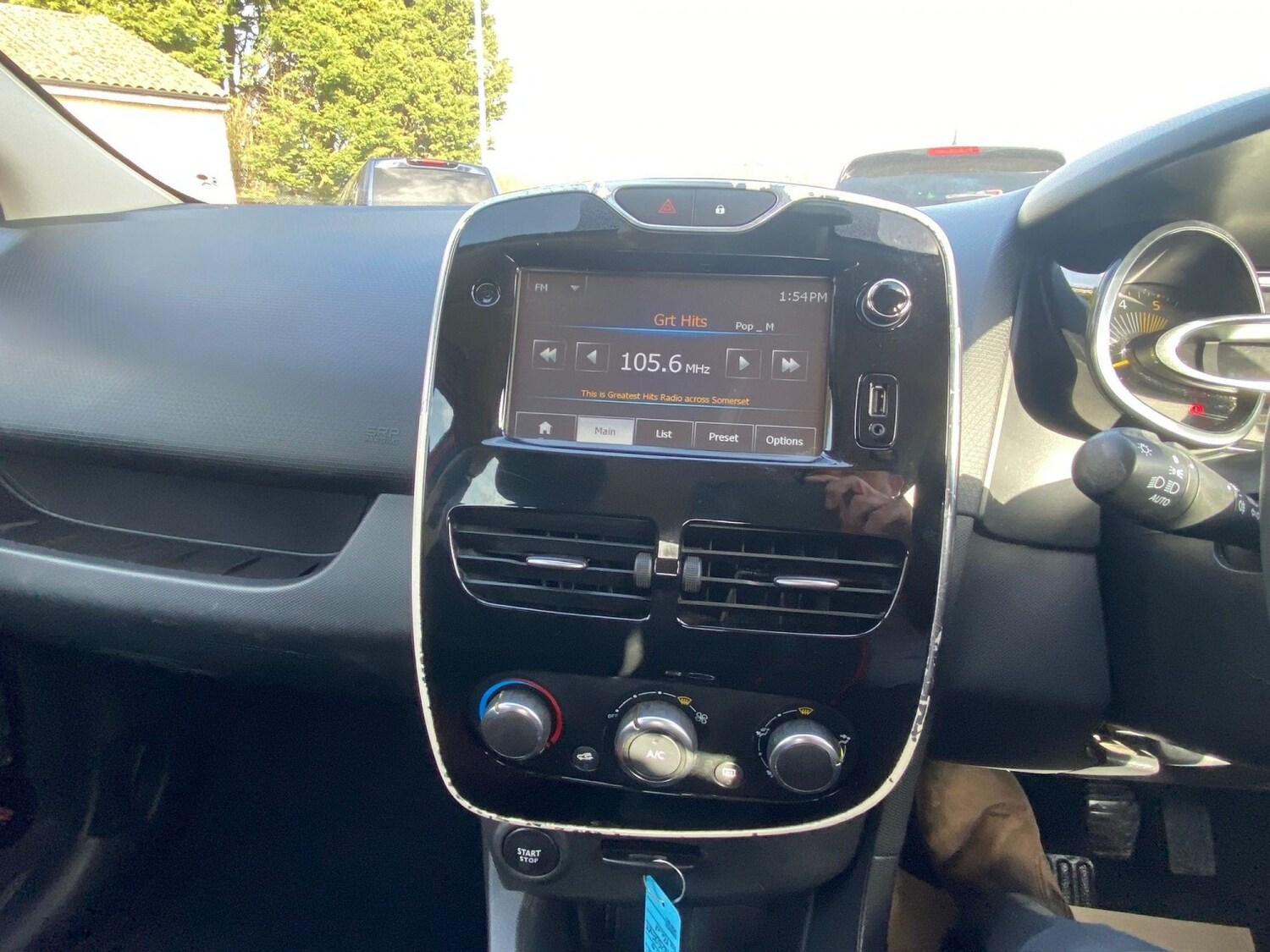 Used Renault Clio 2015 for sale - 78025740: Photo 15