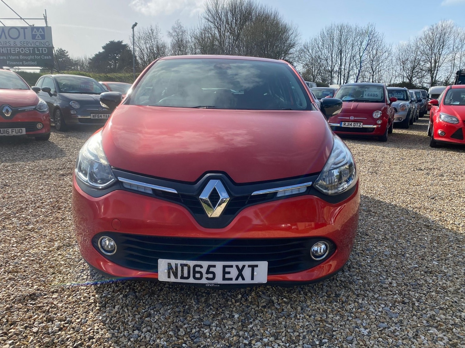 Used Renault Clio 2015 for sale - 78025740: Photo 2