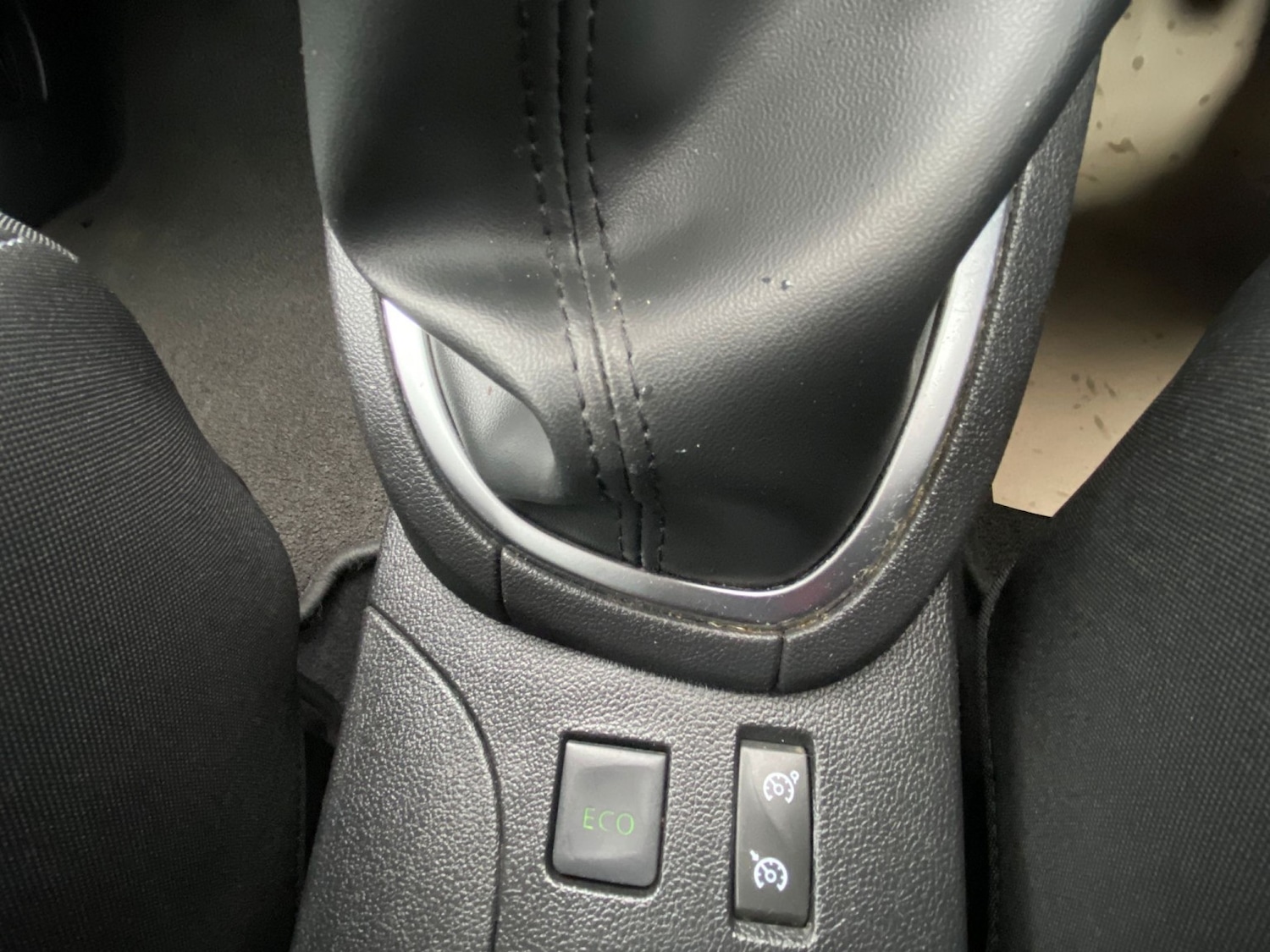 Used Renault Clio 2016 for sale - 77483690: Photo 24