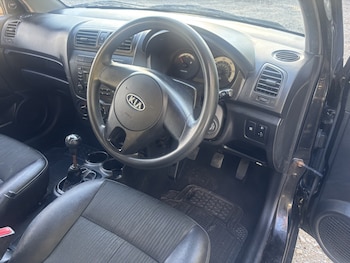 Used Kia Picanto 2011 for sale - 76019642: Photo