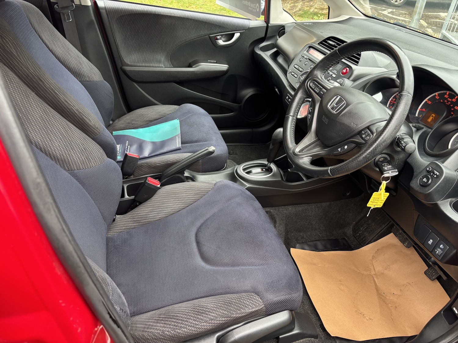 Used Honda Jazz 2011 for sale - 77201167: Photo 8