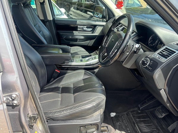 Used Land Rover Range Rover Sport 2013 for sale - 75772813: Photo 2