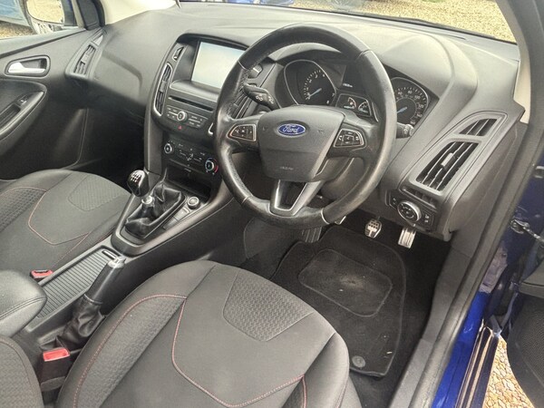 Used Ford Focus 2015 for sale - 76149317: Photo 8