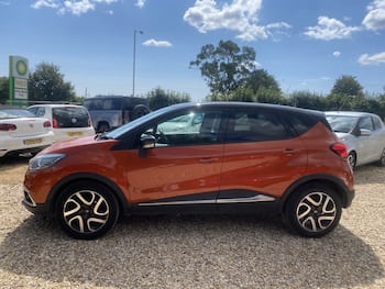 Used Renault Captur 2015 for sale - 79600211: Photo