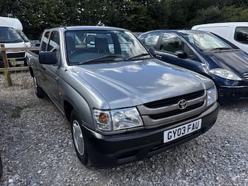 Used Toyota Hilux 2003 for sale - 79611219: Photo