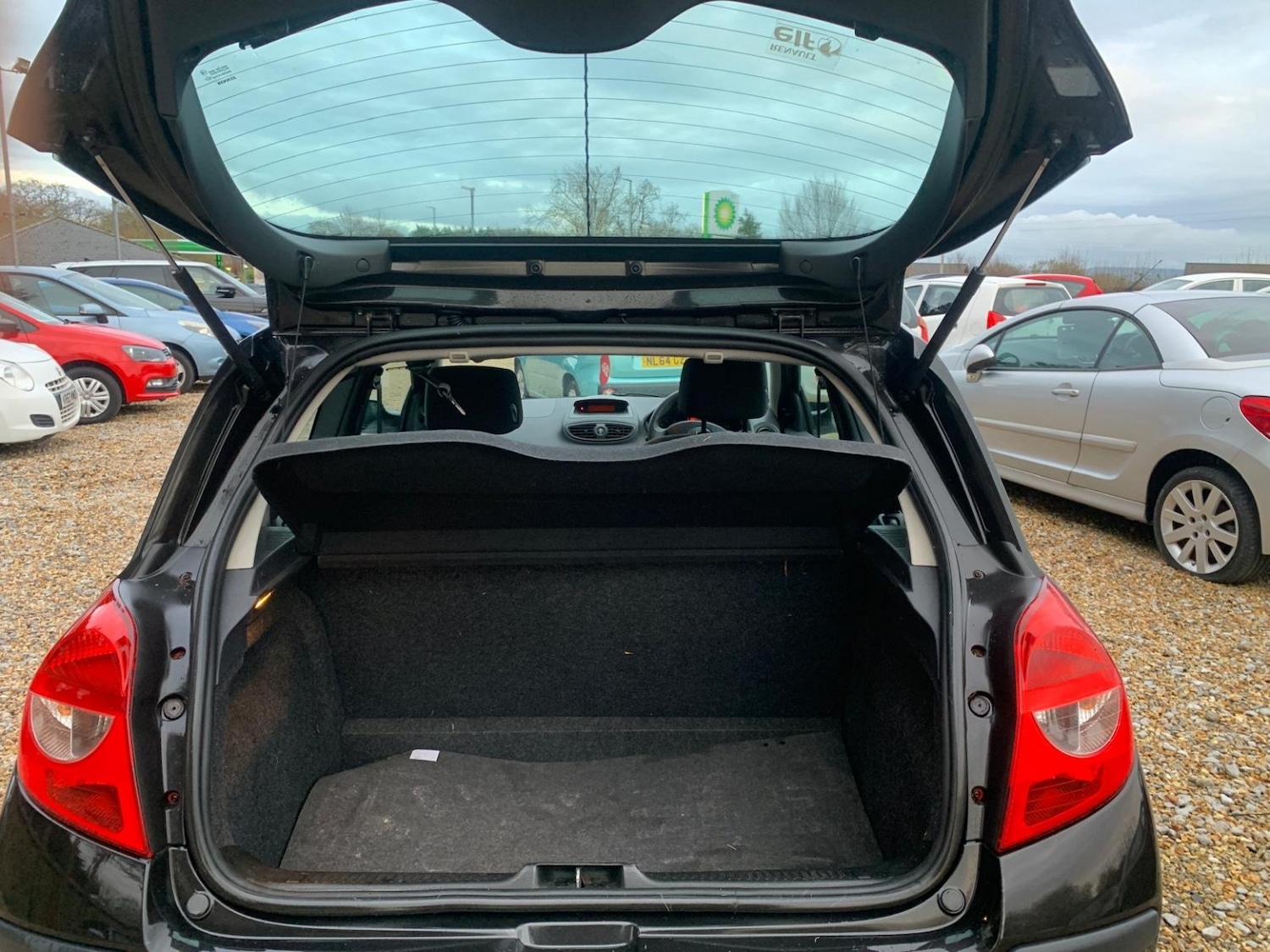 Used Renault Clio 2007 for sale - 77045388: Photo 6