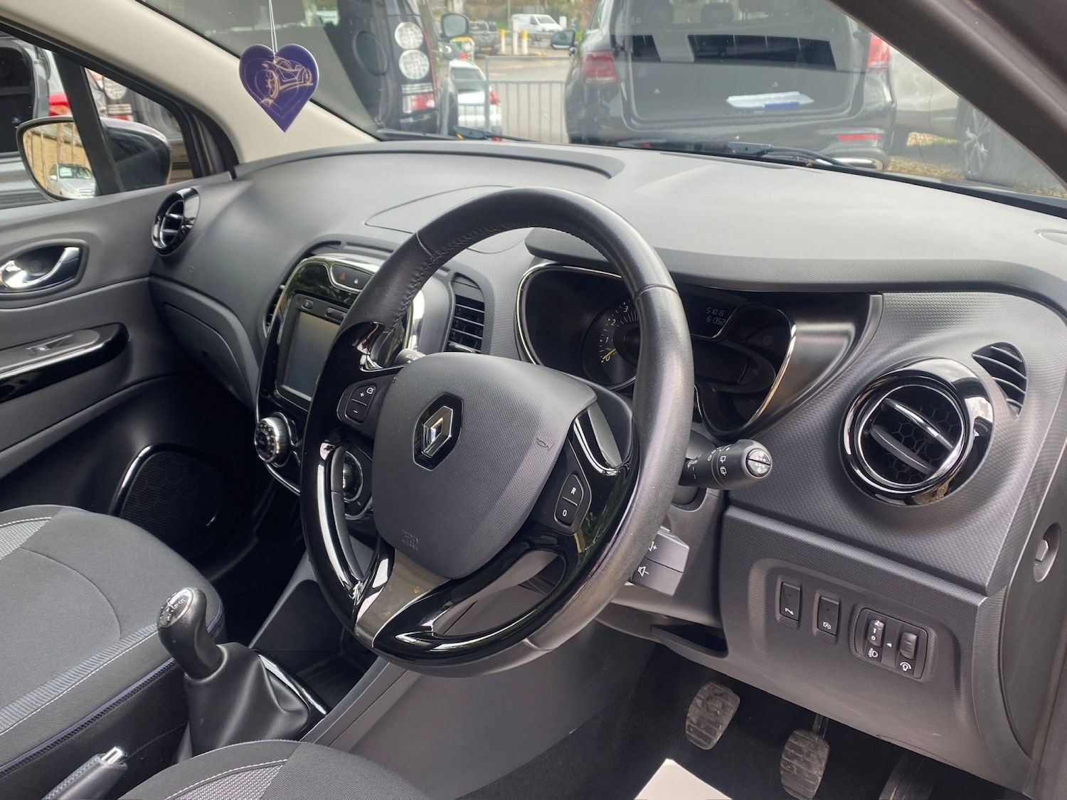 Used Renault Captur 2015 for sale - 78025786: Photo 15