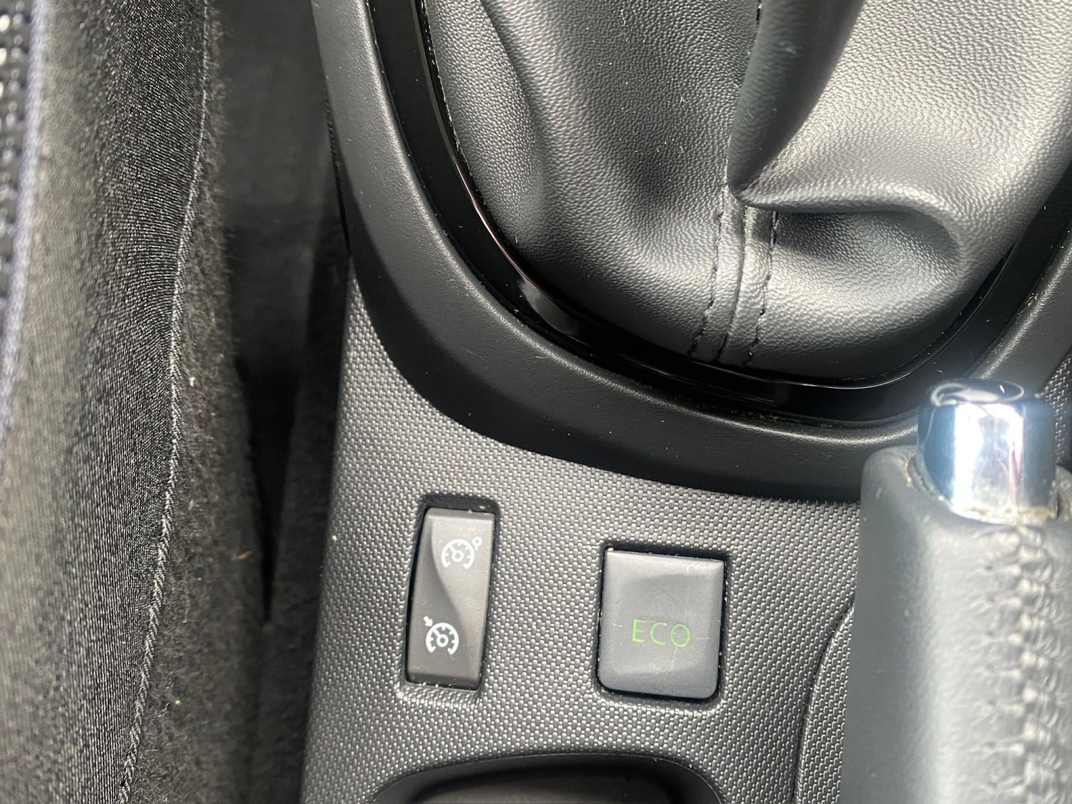 Used Renault Captur 2015 for sale - 78025786: Photo 16