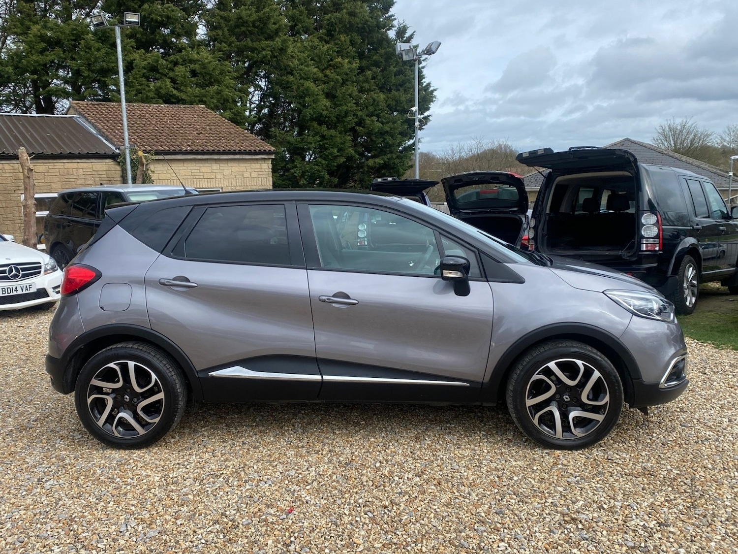 Used Renault Captur 2015 for sale - 78025786: Photo 29