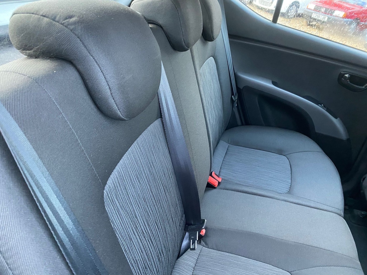 Used Hyundai i10 2012 for sale - 77403642: Photo 19