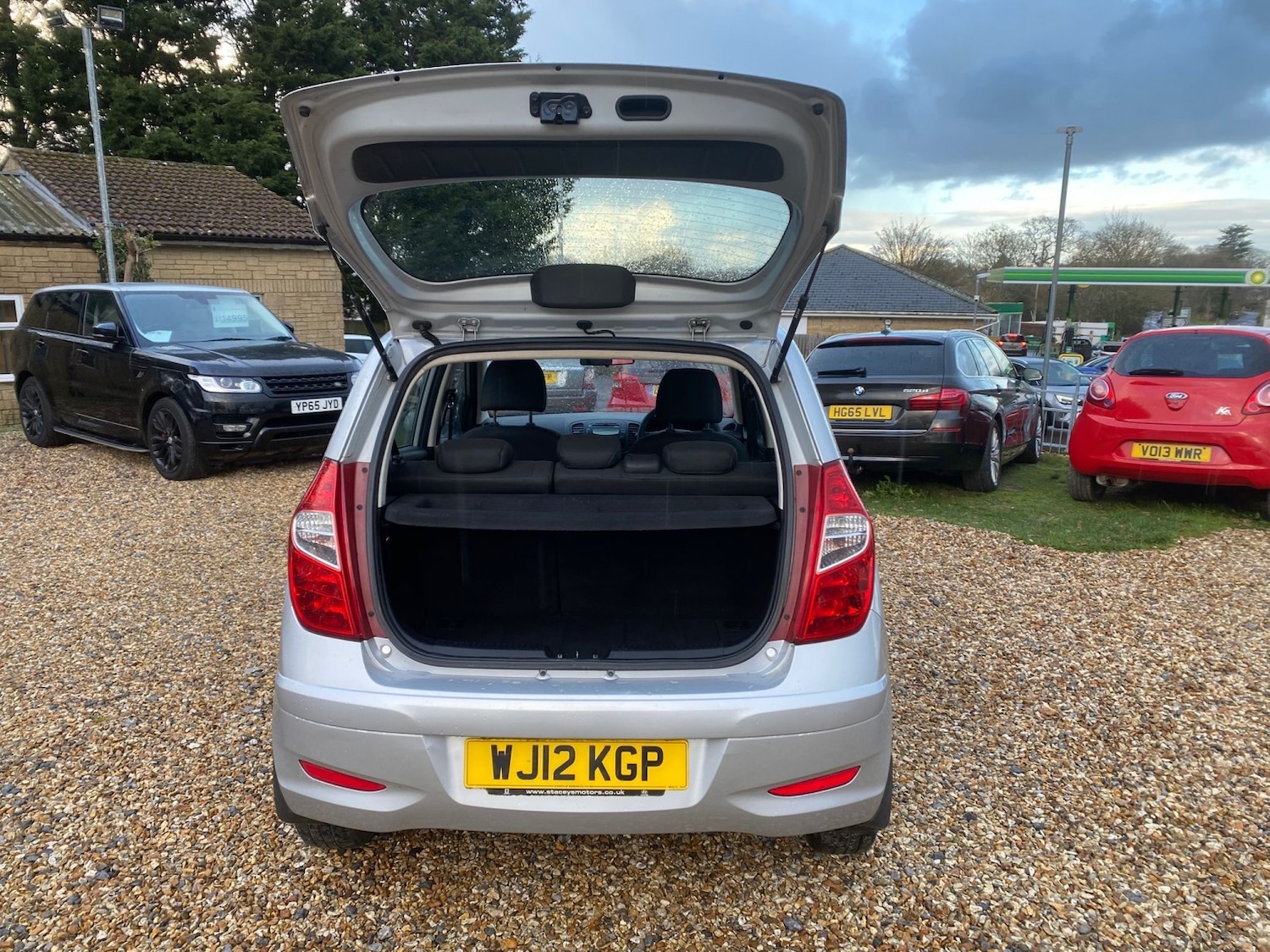 Used Hyundai i10 2012 for sale - 77403642: Photo 23