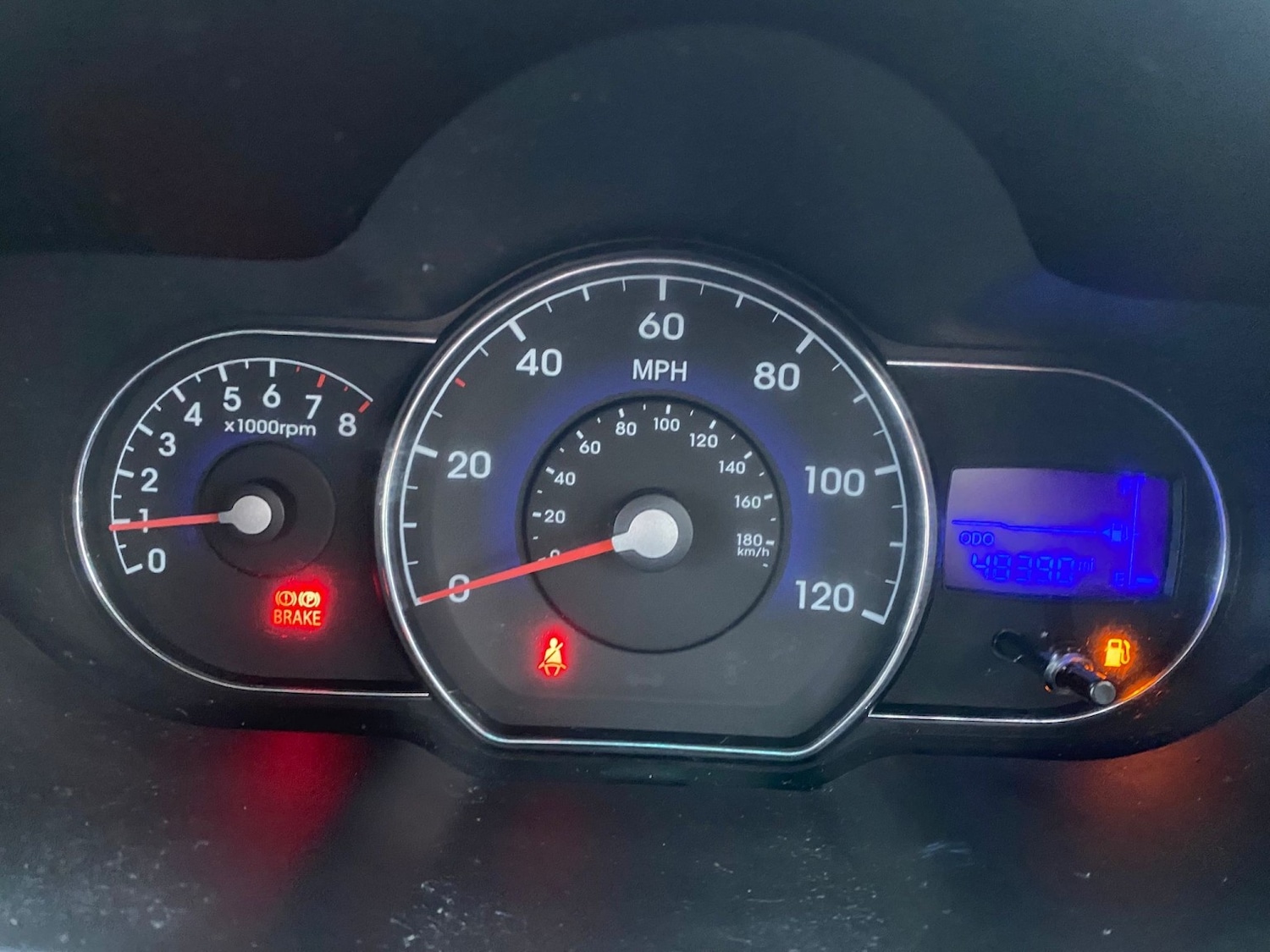 Used Hyundai i10 2012 for sale - 77403642: Photo 7