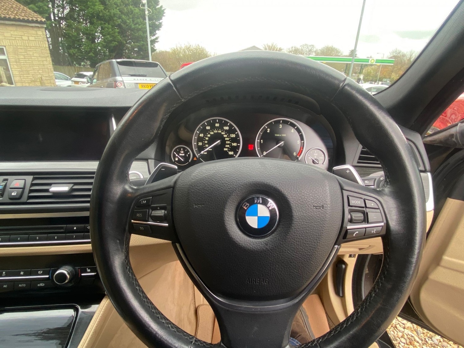 Used BMW 5 Series 2015 for sale - 76591600: Photo 9