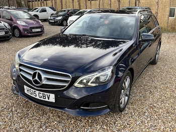 Used Mercedes-Benz E Class 2015 for sale - 76784959: Photo