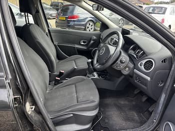 Used Renault Clio 2010 for sale - 79800141: Photo