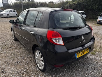 Used Renault Clio 2010 for sale - 79800141: Photo