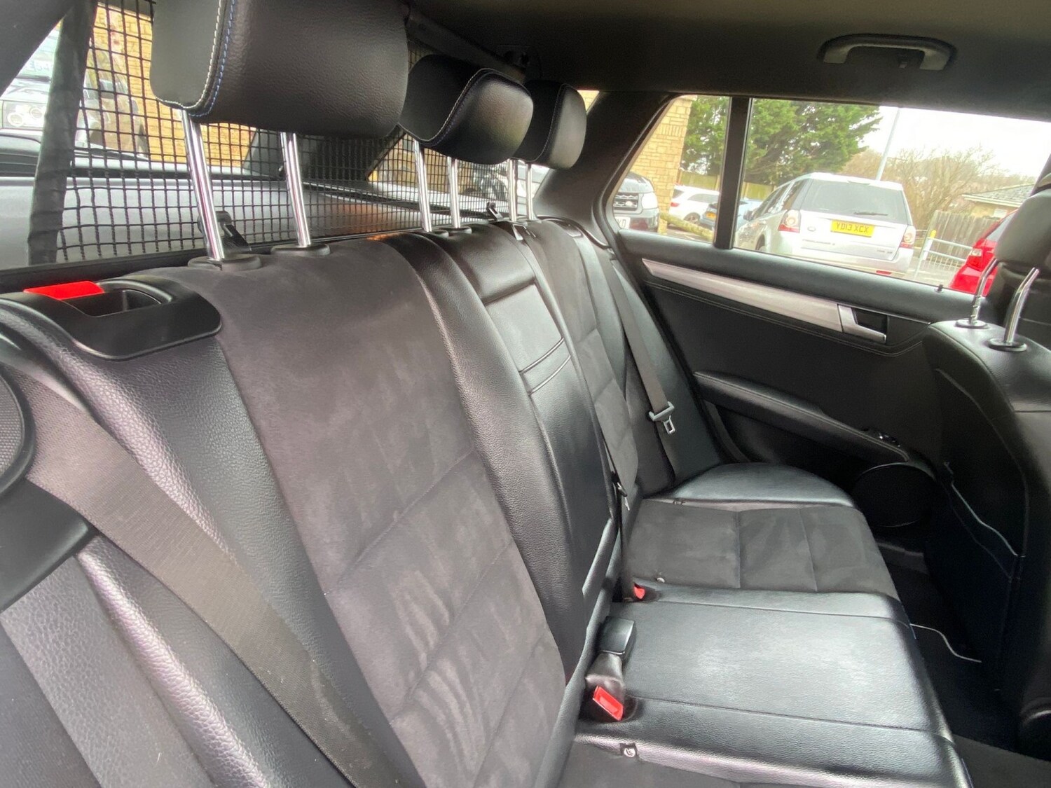 Used Mercedes-Benz C Class 2014 for sale - 77363653: Photo 22