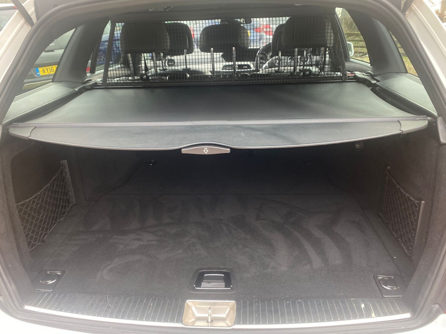 Used Mercedes-Benz C Class 2014 for sale - 77363653: Photo 26