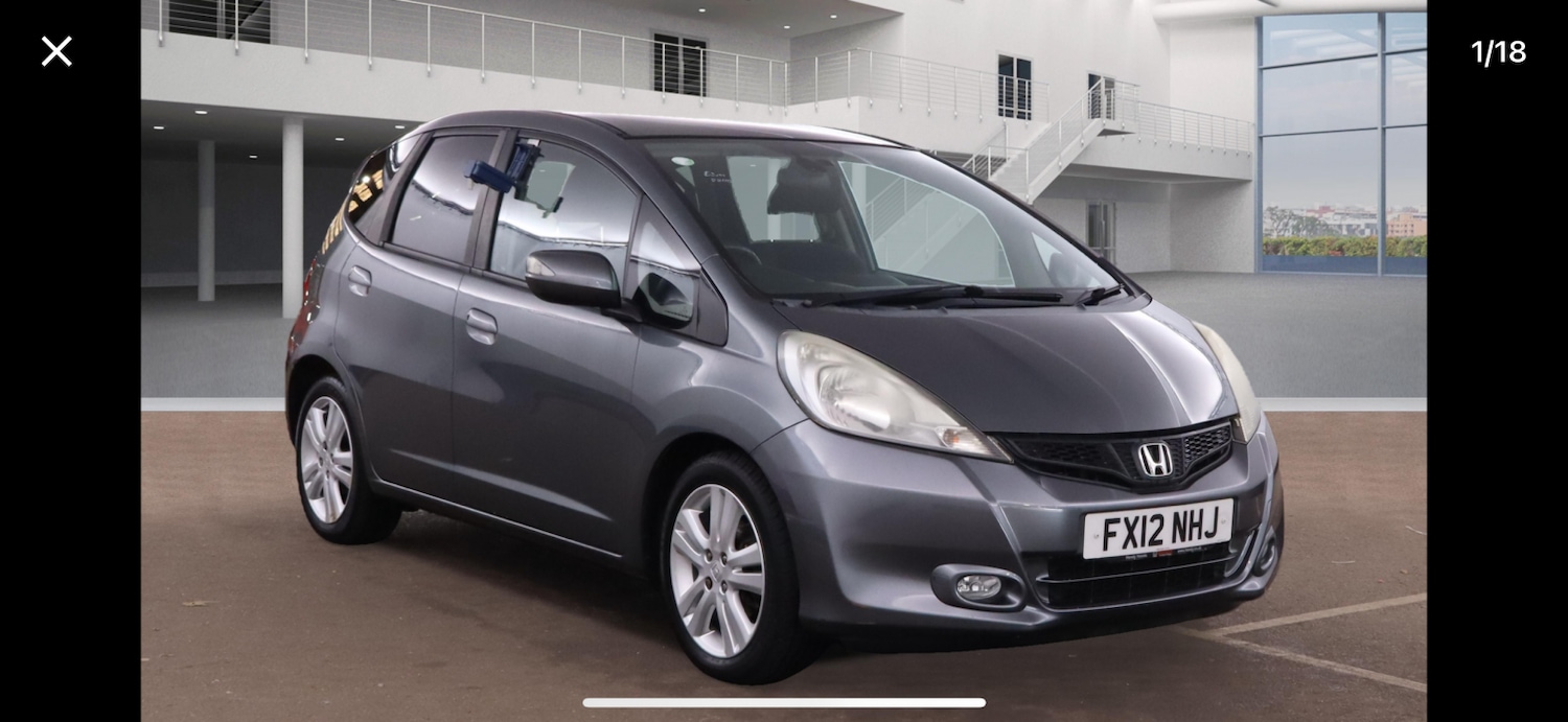 Used Honda Jazz 2012 for sale - 76412232: Photo 3