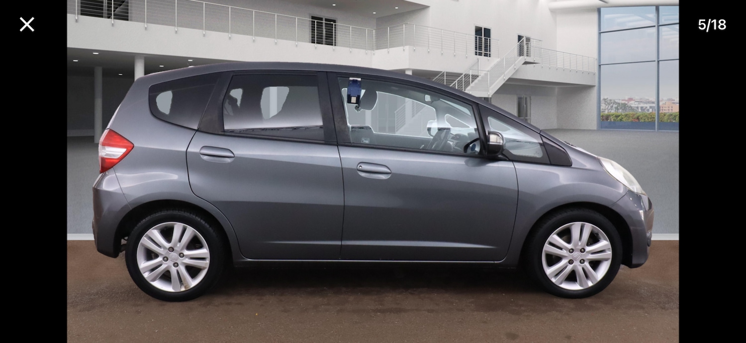 Used Honda Jazz 2012 for sale - 76412232: Photo 6