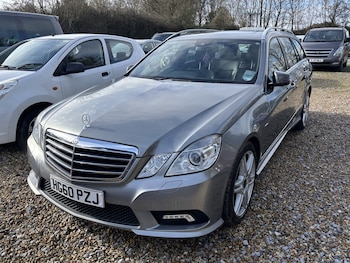 Used Mercedes-Benz E Class 2011 for sale - 77522119: Photo
