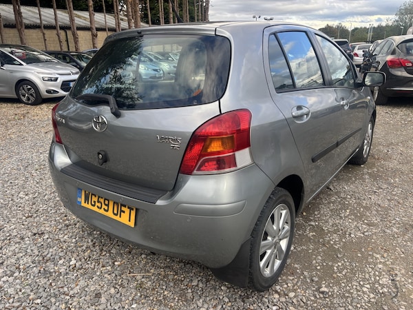 Used Toyota Yaris 2010 for sale - 76211946: Photo 4