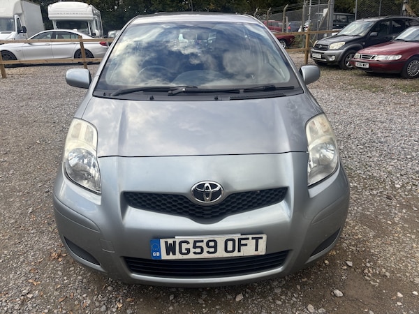 Used Toyota Yaris 2010 for sale - 76211946: Photo 9