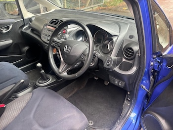 Used Honda Jazz 2011 for sale - 75994640: Photo