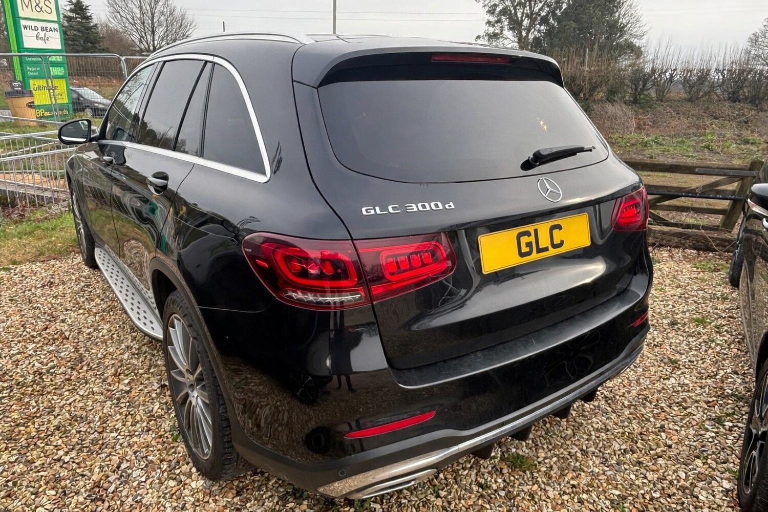 Used Mercedes-Benz GLC 2020 for sale - 77656189: Photo 2