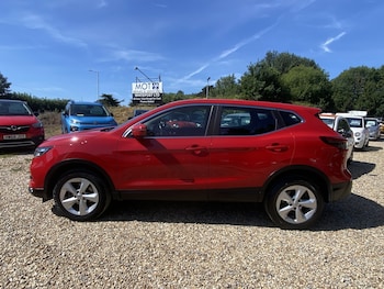 Used Nissan Qashqai 2017 for sale - 79600205: Photo