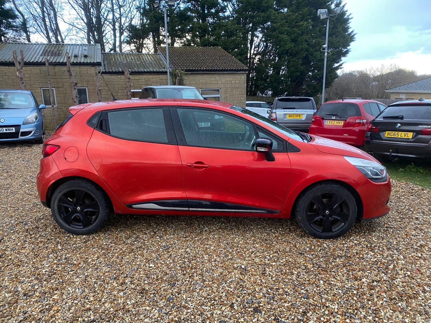 Used Renault Clio 2015 for sale - 76877612: Photo 15