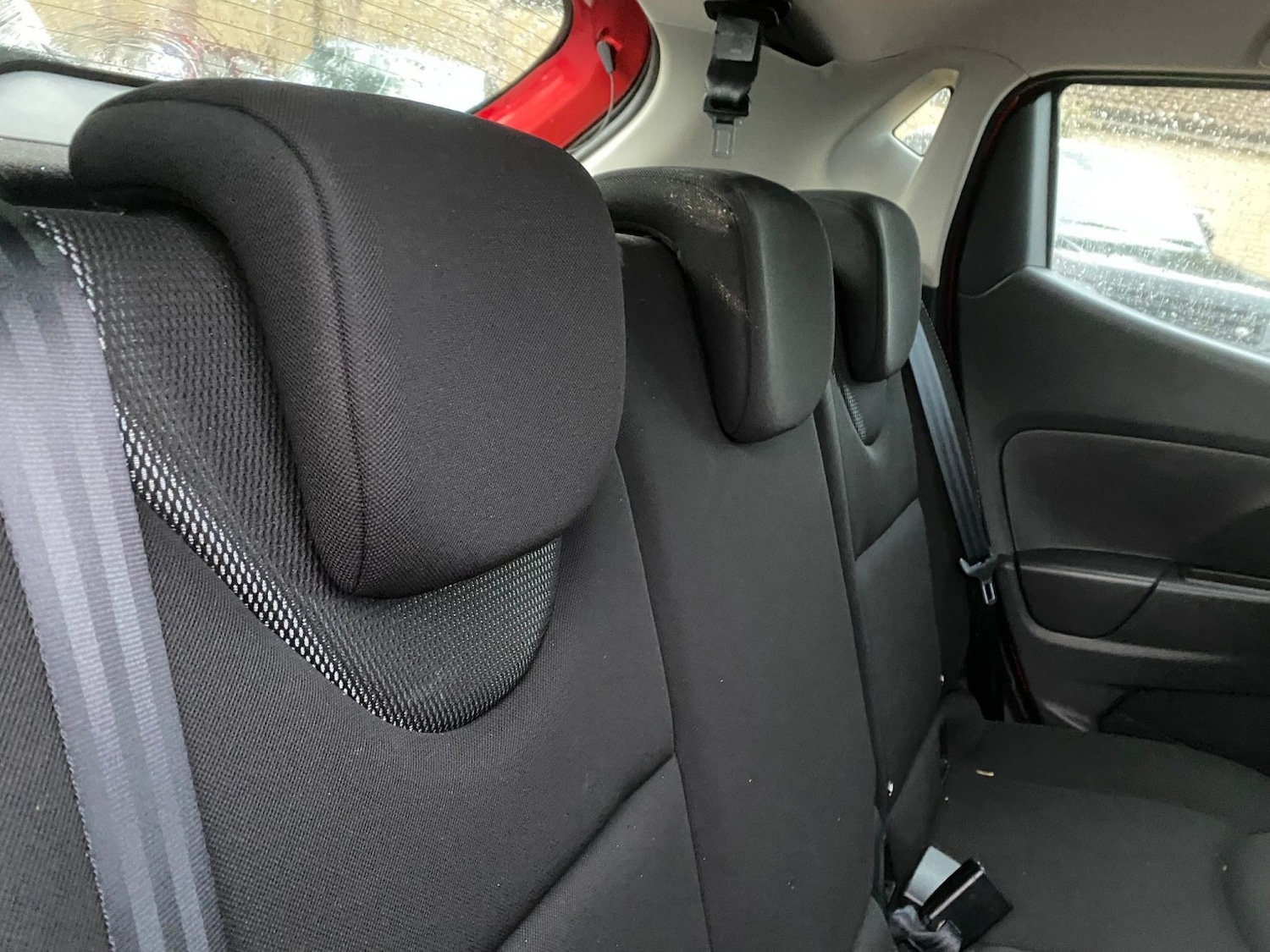 Used Renault Clio 2015 for sale - 76877612: Photo 4