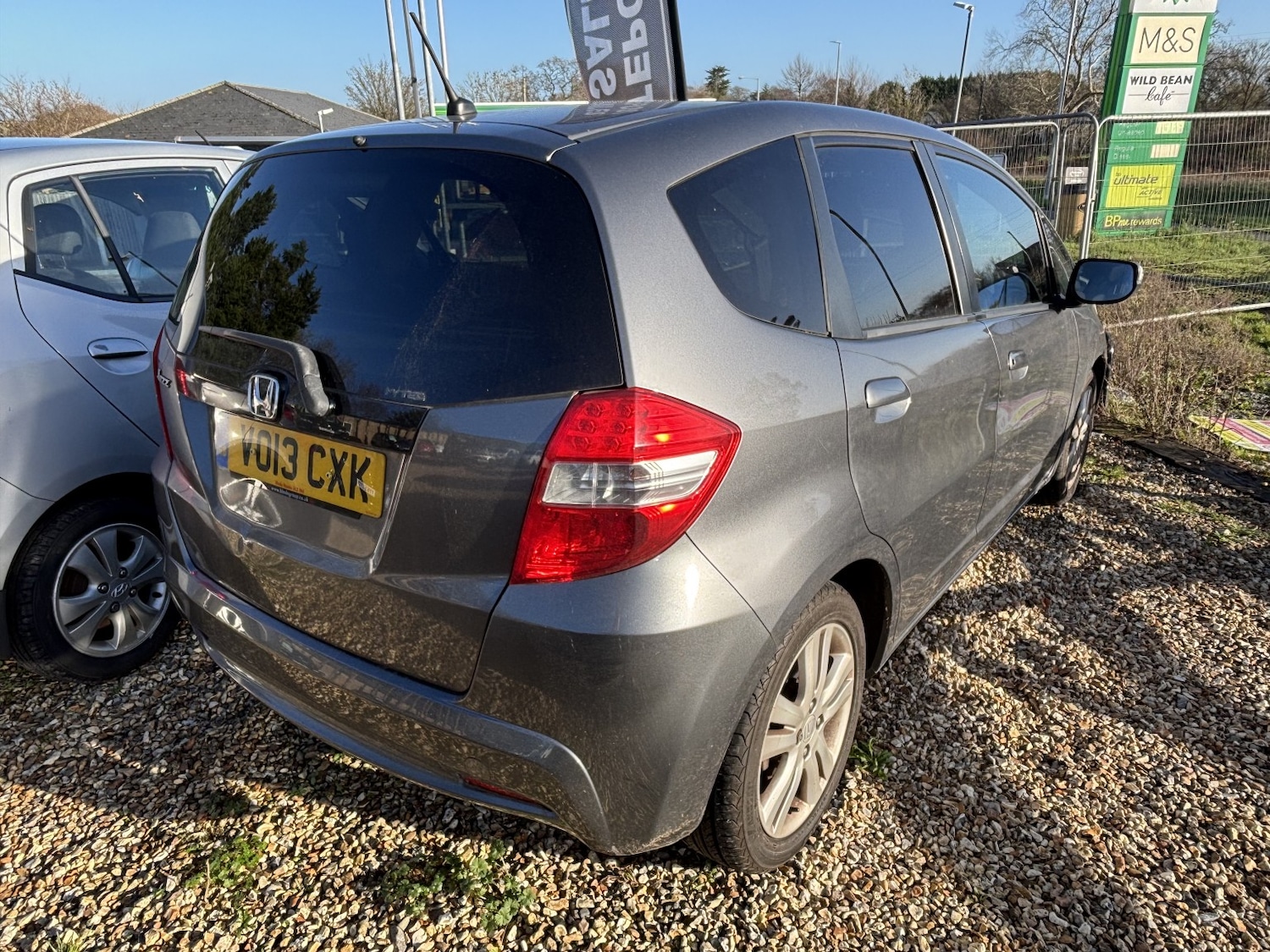 Used Honda Jazz 2013 for sale - 77014887: Photo 3