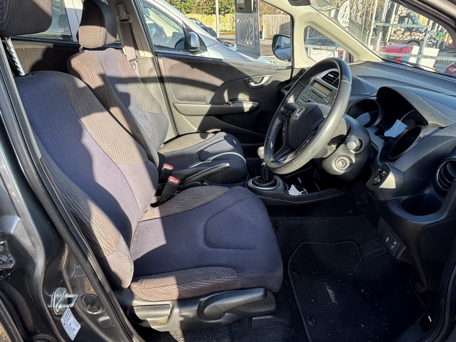 Used Honda Jazz 2013 for sale - 77014887: Photo 5