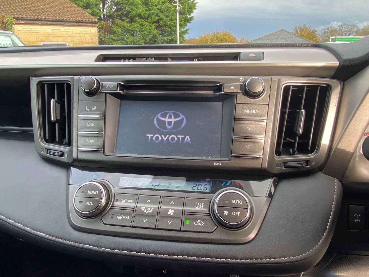 Used Toyota RAV4 2014 for sale - 76591463: Photo 14