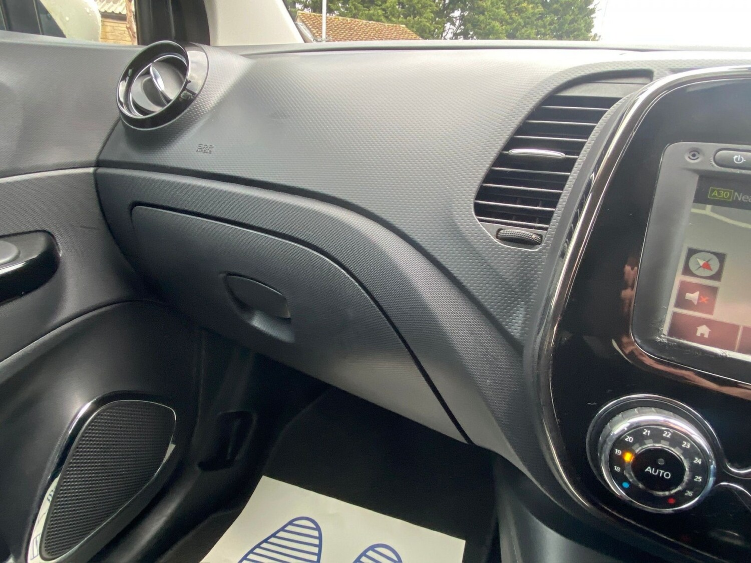 Used Renault Captur 2014 for sale - 78025743: Photo 17