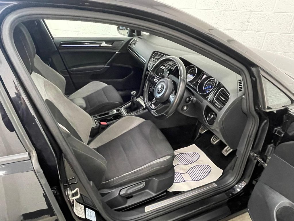 Used Volkswagen Golf 2015 for sale - 77133602: Photo 14