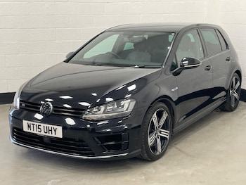 Used Volkswagen Golf 2015 for sale - 77133602: Photo