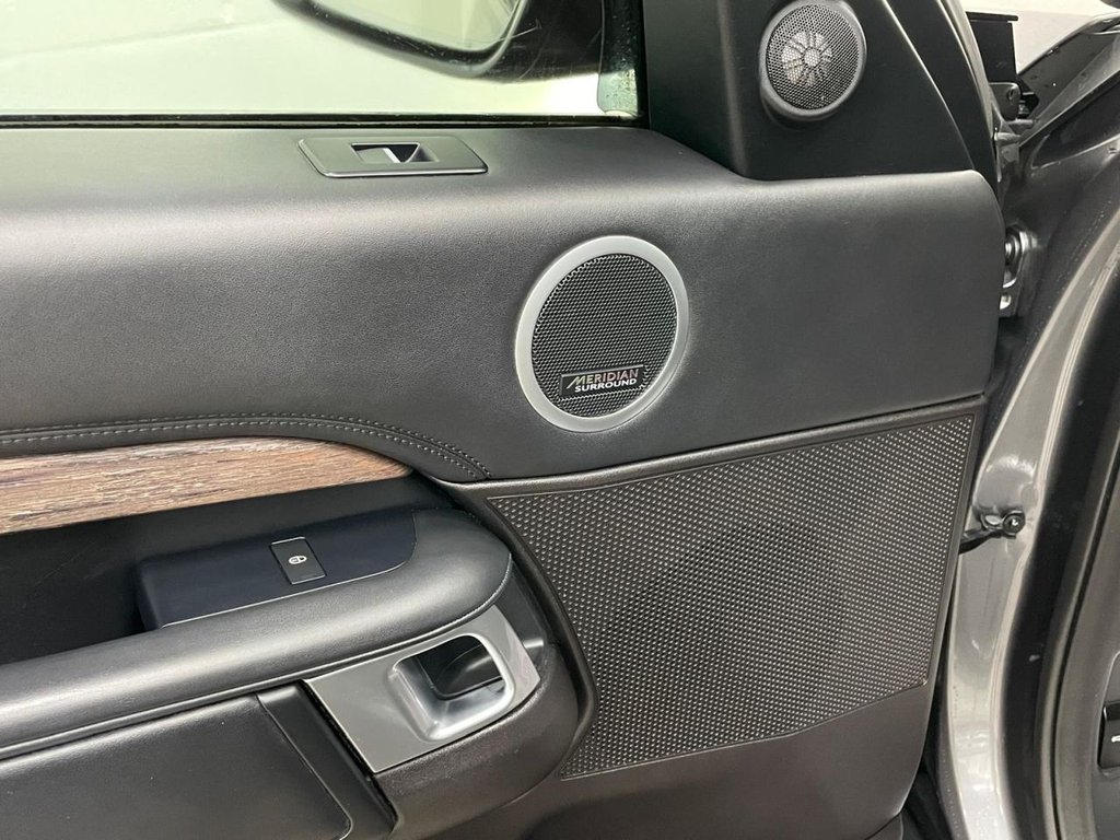 Used Land Rover Discovery 2017 for sale - 77547289: Photo 17